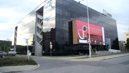 Nestle recunoaște că produsele sale nu sunt sănătoase. Tu știi cât zahăr conține o singură porție de Nesquik?