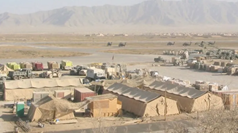 O rachetă a lovit baza românească din Kandahar