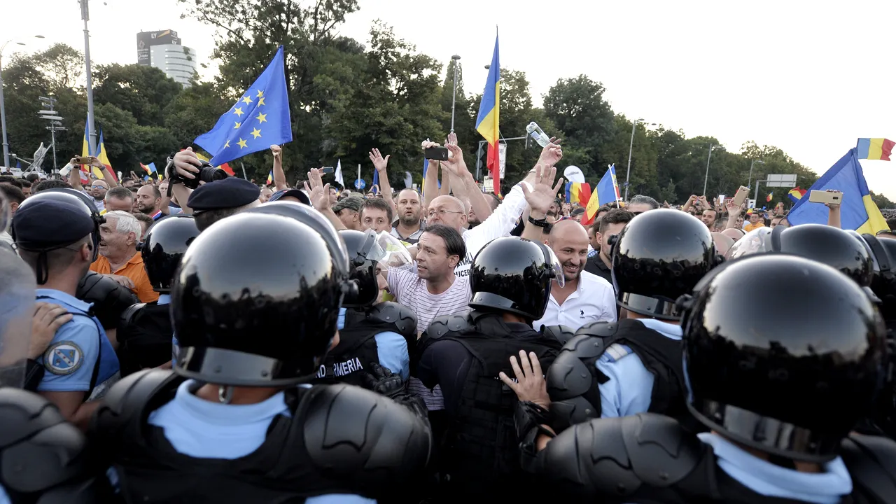 12 jandarmi la INML pentru a obține certificat MEDICO-LEGAL, după violențele de la proteste