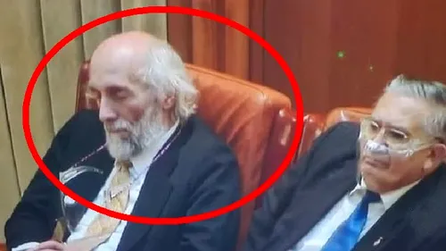 Senator AUR, surprins dormind în ședința din Parlament: „Activează conexiuni mintale speciale. Eram în poziția vishuddha chakra”