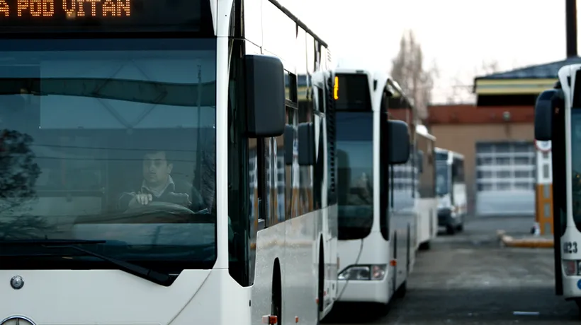RATB: Călătorii vor fi informați, luni, că este posibilă suspendarea transportului în comun
