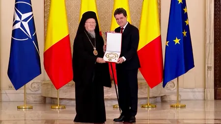 Nicușor Dan decorează cu cele mai înalte distincții ale statului român Patriarhia Română și pe Patriarhul Constantinopolului, Bartolomeu I