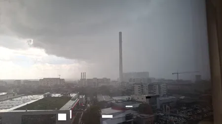 Vânt puternic și ploi torențiale în mai multe zone din țară/ANM a dat prognoza meteo pentru luni, 15 septembrie, în București