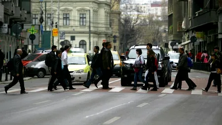 Ce AMENZI riscă românii fără venituri dacă nu depun la Fisc declarația pentru plata asigurărilor de sănătate