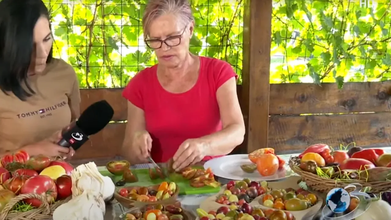 O femeie și-a construit o SERĂ în formă de dom, iar acum are 1.000 de varietăți de roșii, ardei și vinete