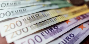 Situația ECONOMICĂ se deteriorează în zona euro / Activitățile de producție s-au redus, pe fondul scăderii cererii