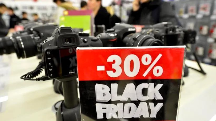 BLACK FRIDAY 2013. Mai mulți bărbați decât femei doresc să cumpere ceva STUDIU