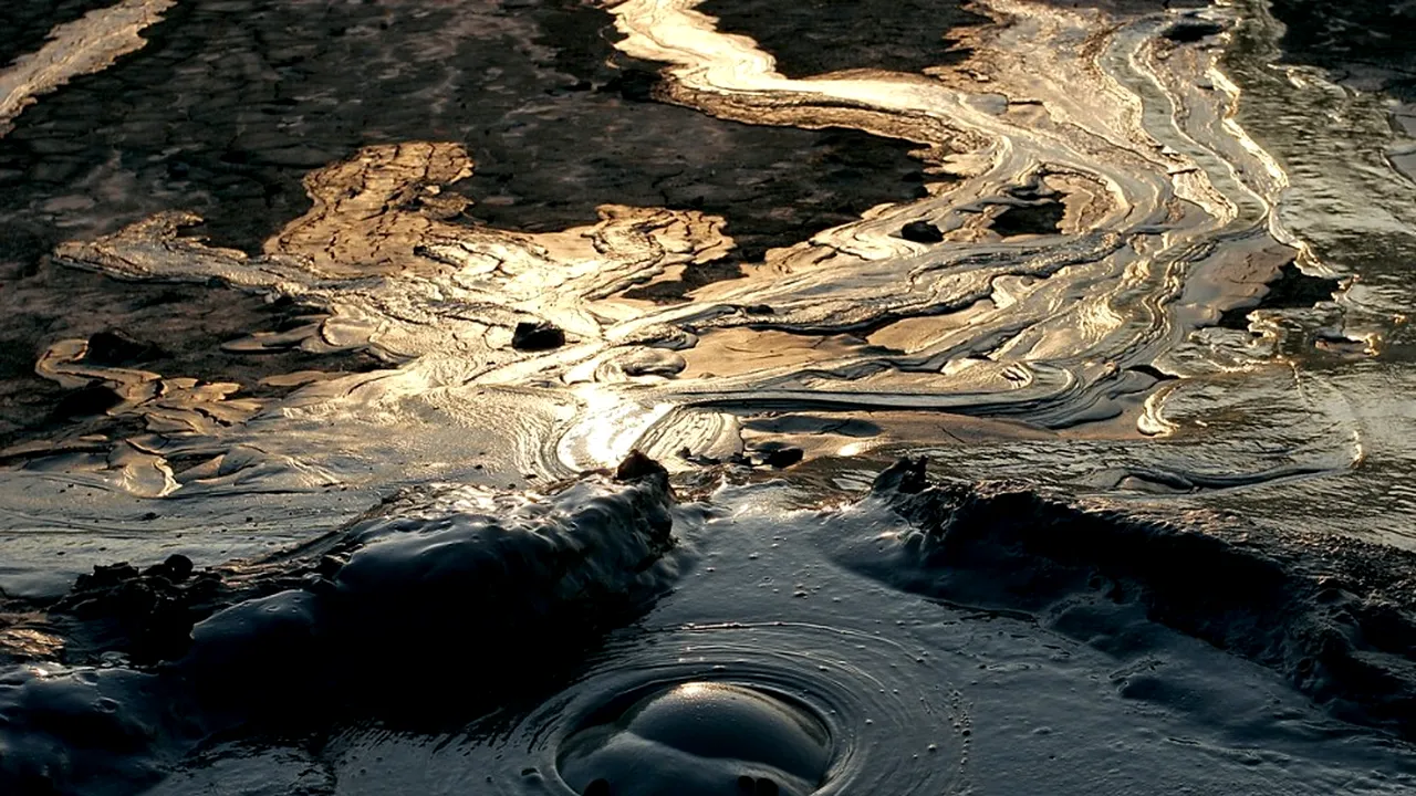 Un vulcan noroios, reactivat în urma cutremurelor