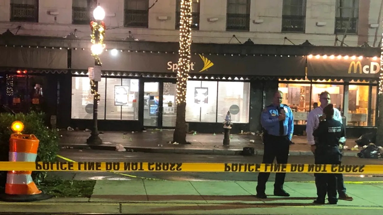 Atacul armat din New Orleans | Cel puțin 11 răniți în urma atacului din Cartierul francez / Un suspect, reținut - FOTO / VIDEO 