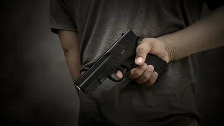 Crimă șocantă în SUA. Româncă, împușcată mortal de un bărbat fără adăpost, pe care îl primise în casa ei din milă