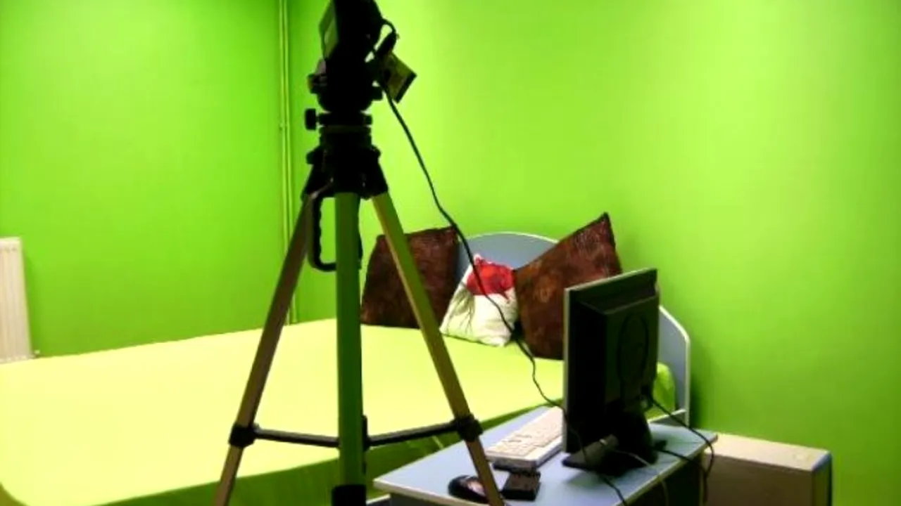 Sechestru pe 16 milioane de dolari, în urma perchezițiilor la studiourile de video chat