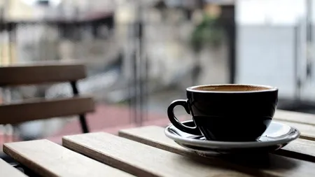 Italia relaxează restricțiile. S-au redeschis barurile și cafenelele: „E minunat să vii aici și să vorbești cu oamenii”