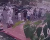 Imagini HALUCINANTE în fața Spitalului Universitar din București. Bătaie cu cuțite între două familii. Șase persoane arestate, alte 18 sancționate