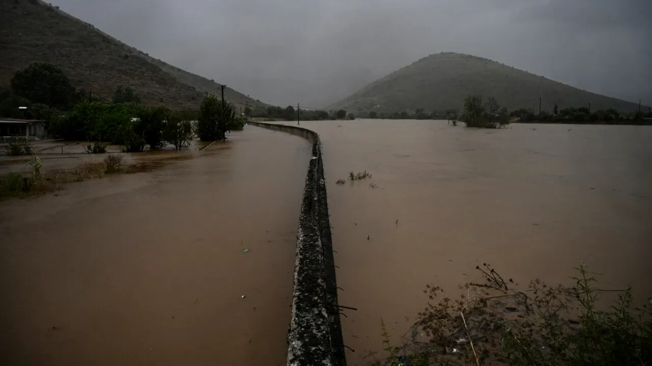 O navă militară s-a scufundat în Myanmar / Aproape 100 de oameni sunt dispăruți și se presupune că au murit