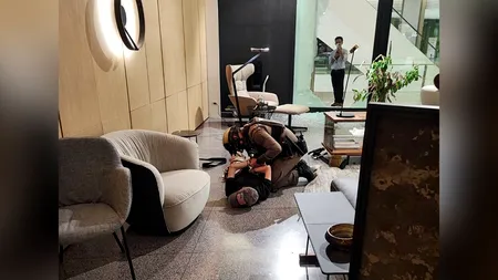 VIDEO | ATAC ARMAT într-un centru comercial din Bangkok. Un băiat de 14 ani a fost arestat