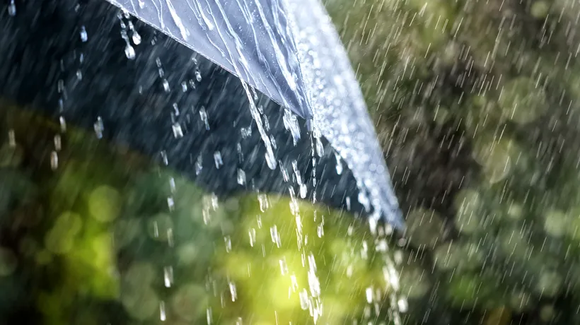 Avertizare de la meteorologi: Cod galben de ploi și vijelii pentru București valabil până la ora 19:30