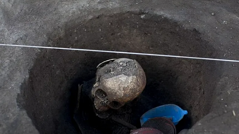 Descoperire în Mexic: 15 schelete și zeci de obiecte religioase vechi de 800 de ani, dezgropate în capitala Mexico City - GALERIE FOTO