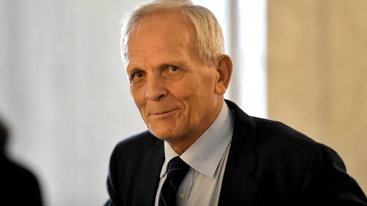 Breaking News. Fostul premier Theodor Stolojan, implicat într-un accident rutier! ”A fost o discuție în parcarea din fața casei mele! Atât!” (EXCLUSIV)