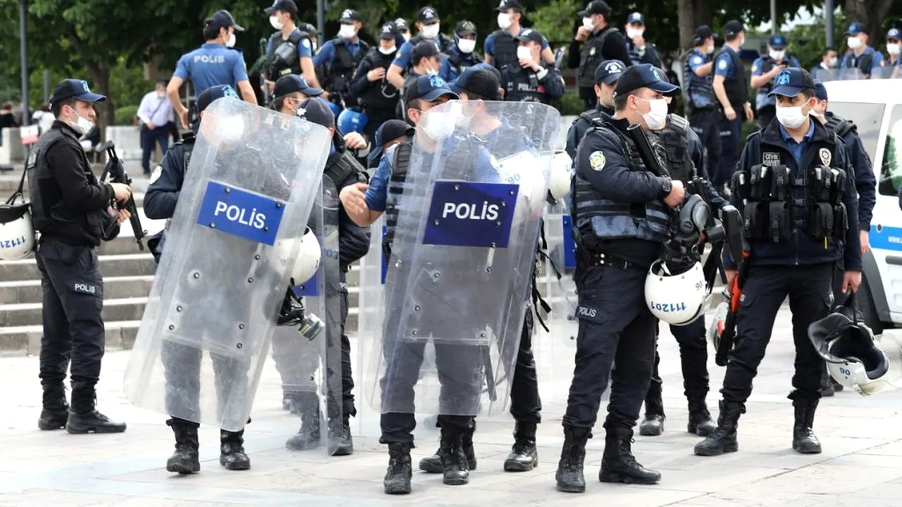 TURCIA. Autoritățile de la Ankara au emis încă 275 de mandate de arestare în dosarul tentativei de lovitură de stat din 2016