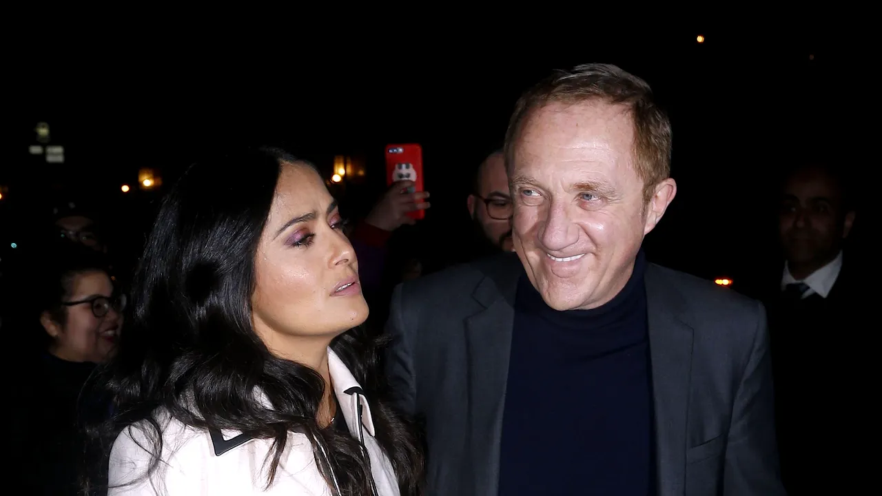 Soțul miliardar al unei celebre actrițe promite o donație enormă pentru reconstruirea Catedralei Notre Dame