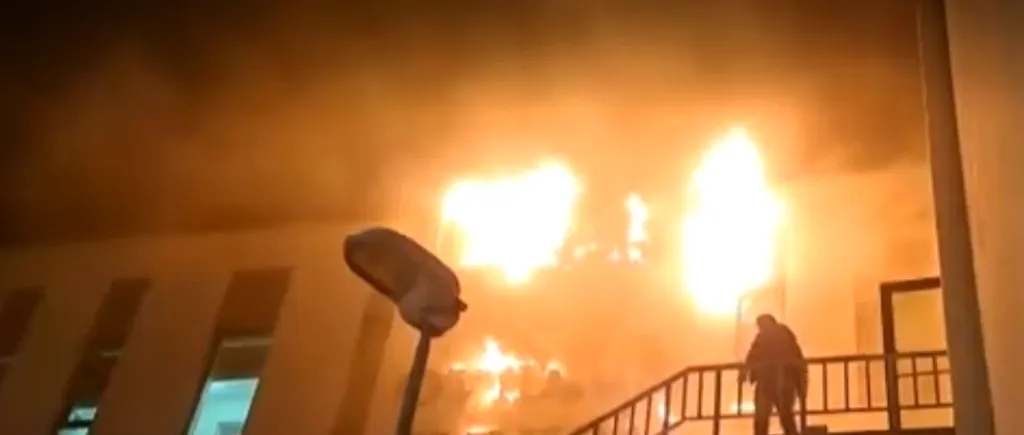 Incendiu la un spital din Constanța. 10 persoane s-au autoevacuat