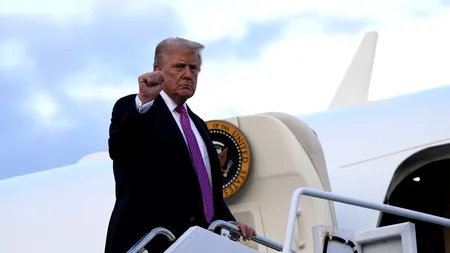 Incident aerian la plecarea lui Donald Trump din SUA: avionul prezidențial s-a apropiat periculos de un zbor comercial. Cum a fost gestionată situația