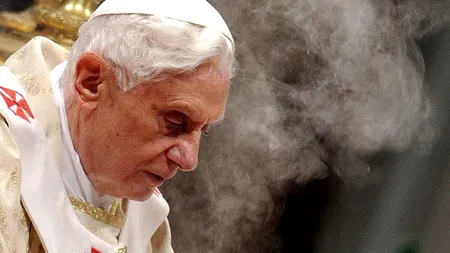 ANUL NOU: Papa se roagă pentru 