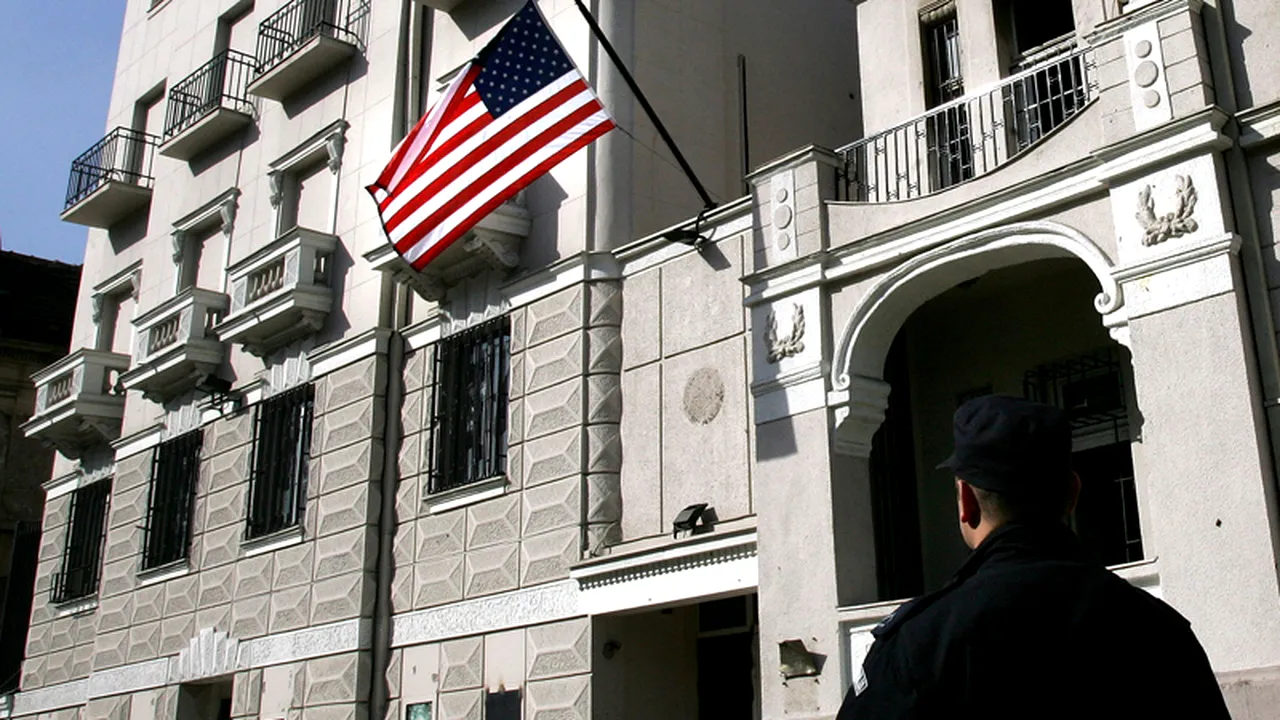 Focuri de armă trase la Ambasada SUA din Tel Aviv. Agenții de pază au deschis focul asupra unui bărbat care i-a atacat cu un cuțit și un topor