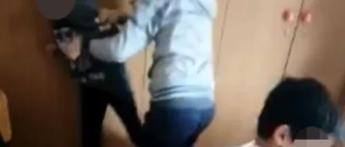 Un nou caz de bullying în școala românească: Un elev de clasa a V-a a fost umilit și agresat de colegii lui - VIDEO