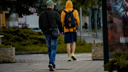 Radar pe trotuarele din Slovacia. Pietonii vor fi obligați să respecte o limită de viteză. Val de glume pe internet după adoptarea noii legi