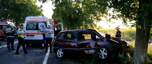 Coliziune mortală pe DN 38: Un mort și doi răniți după ce mașina în care se aflau a lovit un copac, la Constanța
