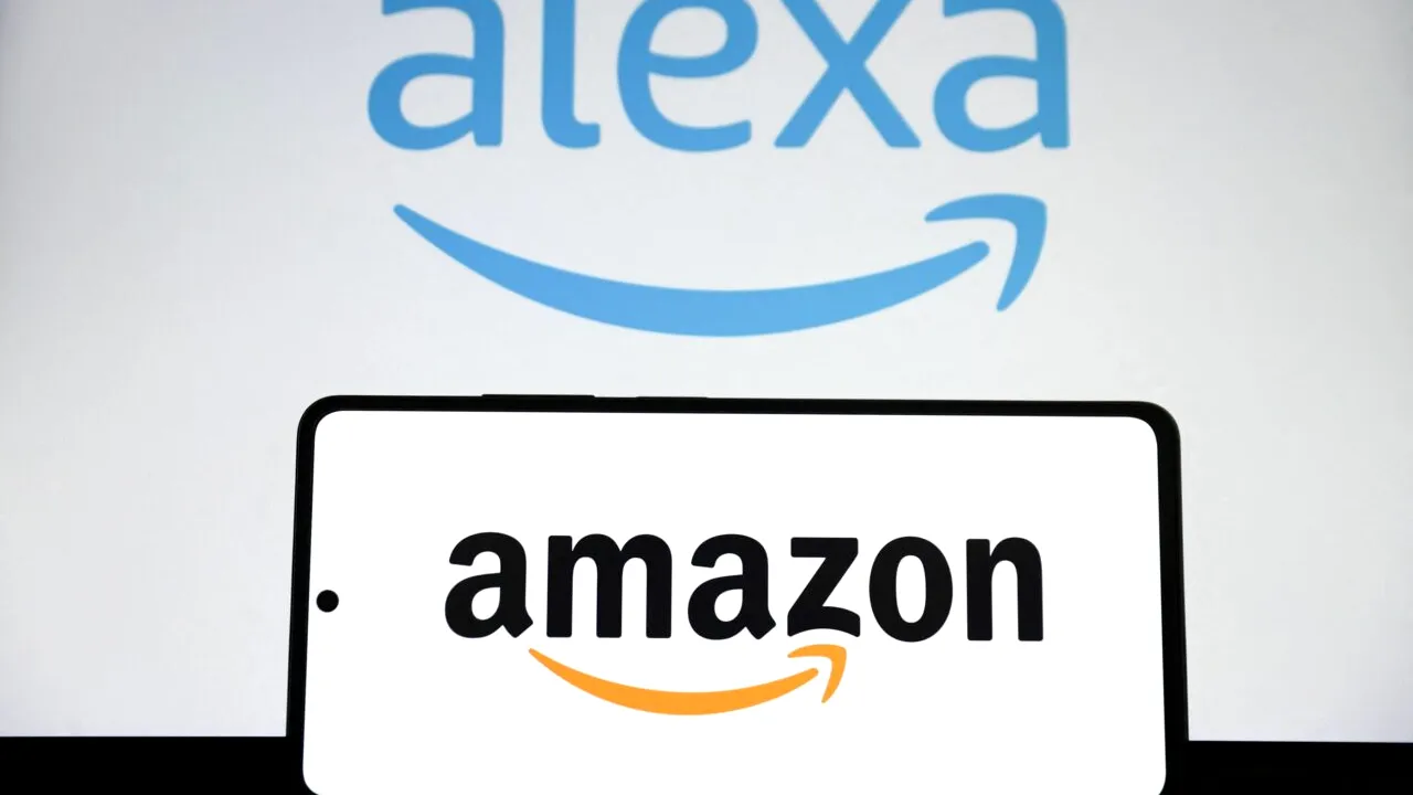 Care sunt cele mai populare întrebări adresate serviciului ALEXA. Taylor Swift e în topul solicitărilor fanilor din Regatul Unit