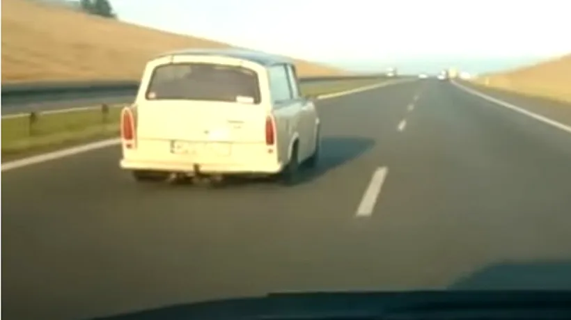 În timp ce rula pe autostradă cu 180 de km/h, a văzut în stânga un Trabant. Ce a urmat întrece orice închipuire