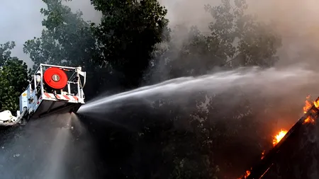 Incendiu puternic într-un restaurant din complexul studențesc din Timișoara