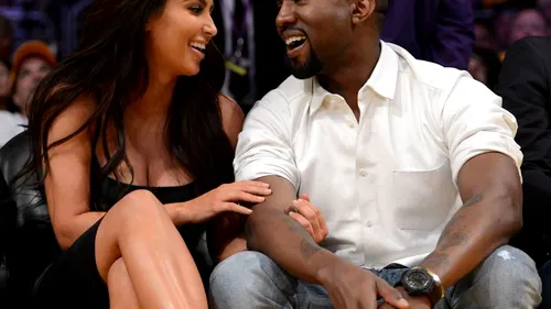 Cântecul dedicat de rapperul Kanye West soției sale, Kim Kardashian, ținta multor ironii pe internet