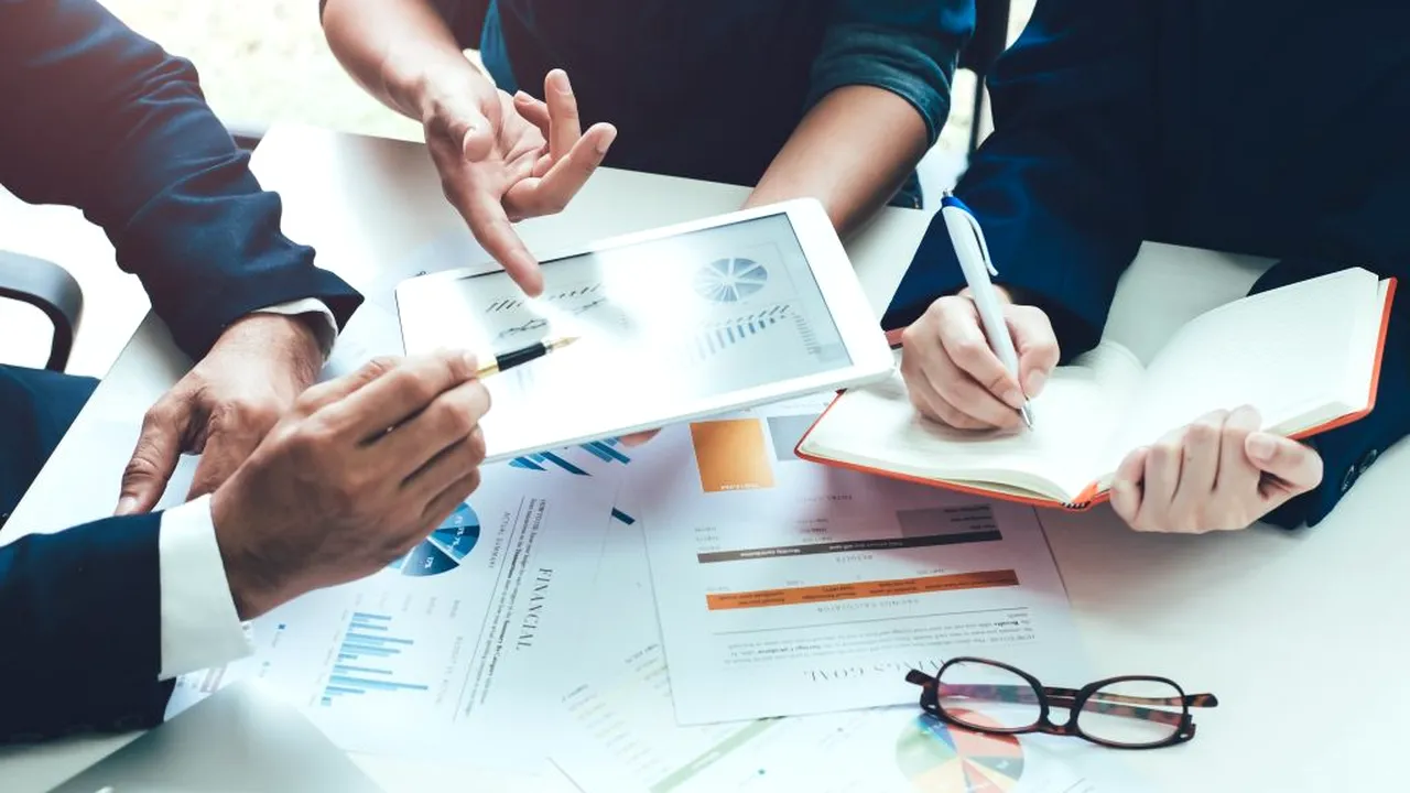 ANALIZĂ. Încrederea în economie a continuat să se amelioreze în iunie