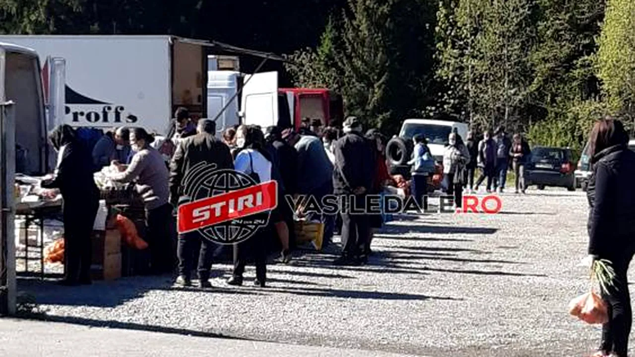 VIDEO. Aglomerație într-un târg de animale. Oamenii au sfidat complet măsurile de distanțare socială