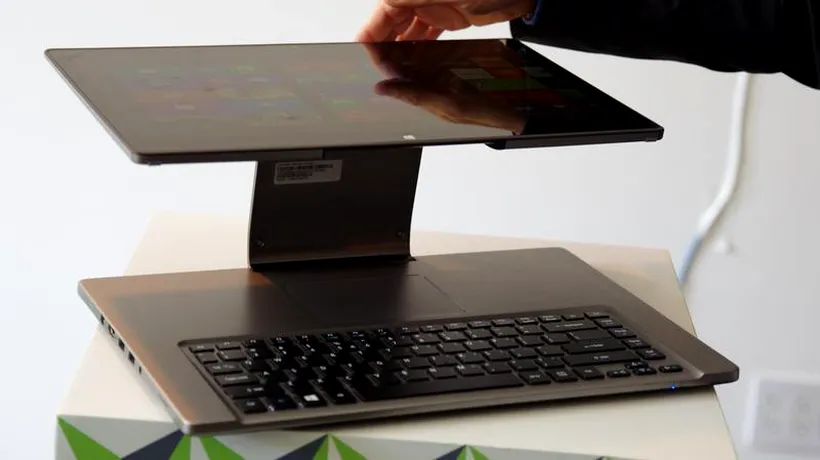 Laptopul convertibil Acer Aspire R7 este disponibil în România
