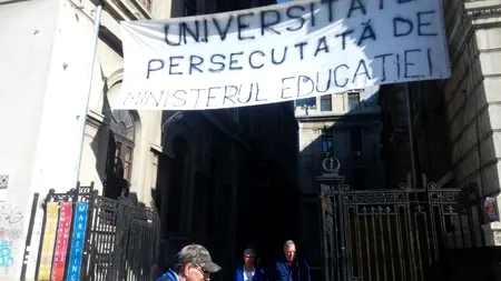 Grevă japoneză și mesaje tranșante în facultățile Universității București, după reducerea numărului de locuri la buget. „Universitate persecutată de Ministerul Educației
