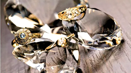 Bijutierul de lux la care obișnuia să meargă prințesa Diana, arestat pentru că și-a ÎNSCENAT un jaf la propriul magazin. De ce ar fi recurs la faptă