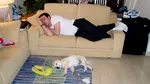 Psihologii spun că persoanele care nu ies din casă duminica sunt mai complexe decât par. Ce trăsătură comună de caracter au