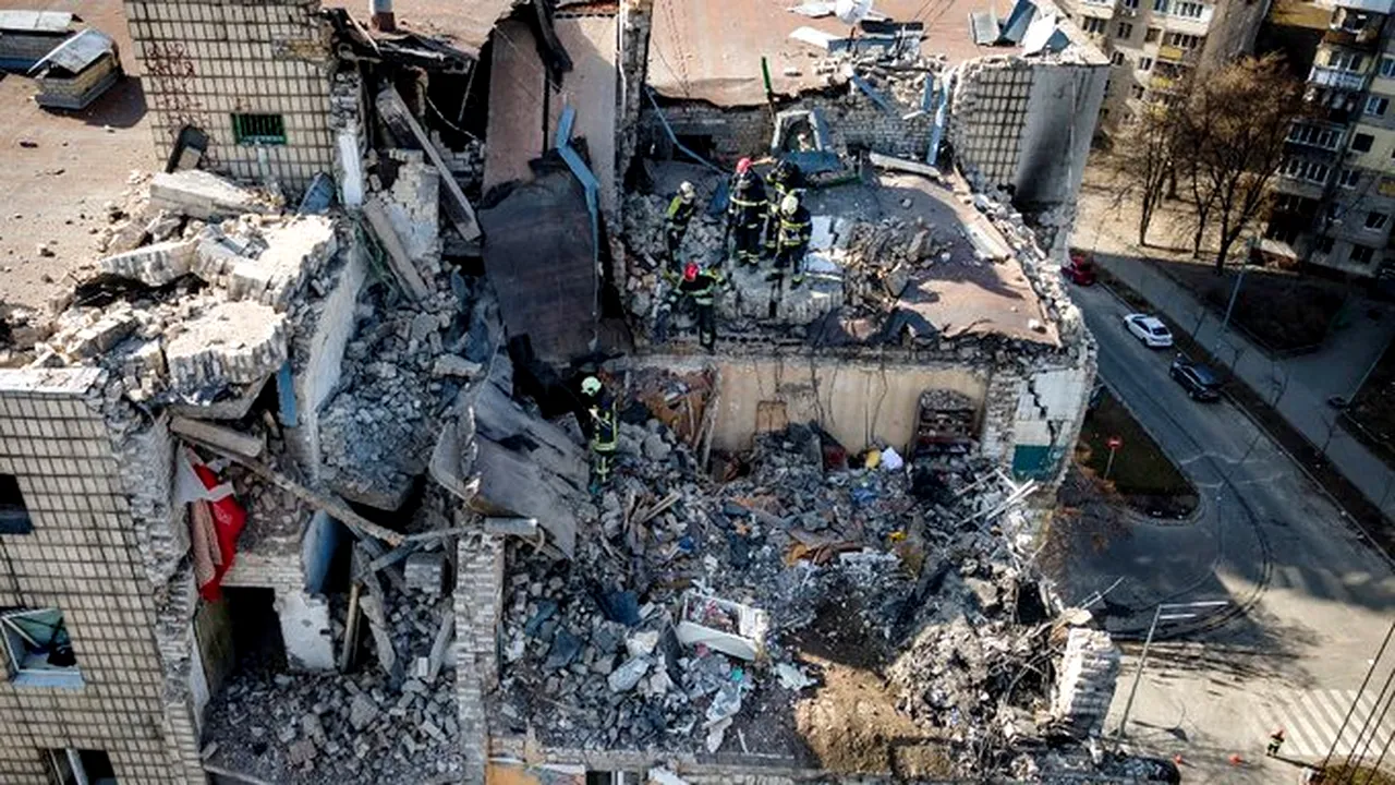 Cel puțin 21 de morți și 25 de răniți în urma unui bombardament al forțelor rusești în apropiere de Harkov