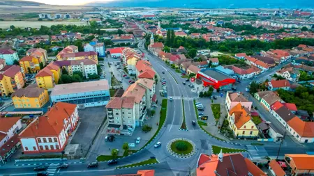 Orașul „fără șomeri” din România. Care este singura localitate în care toți oamenii au loc de muncă