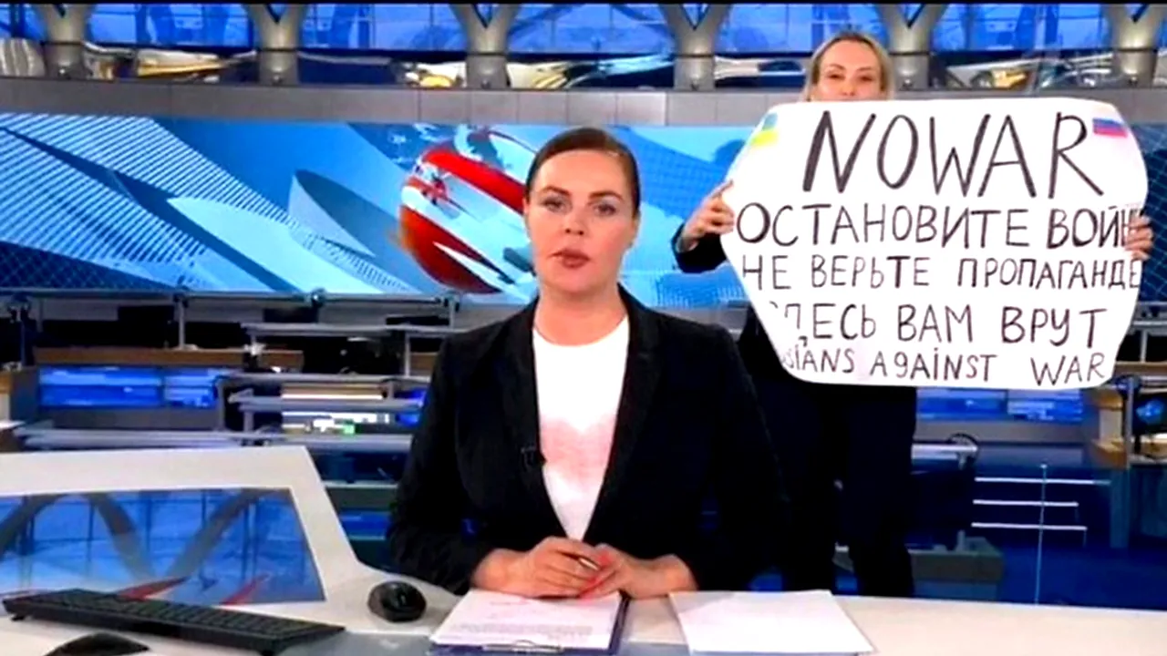 Mărturia jurnalistei ruse care a protestat în direct împotriva războiului din Ucraina: „Îmi regret sincer rolul în privinţa zombificării ruşilor prin propagandă”