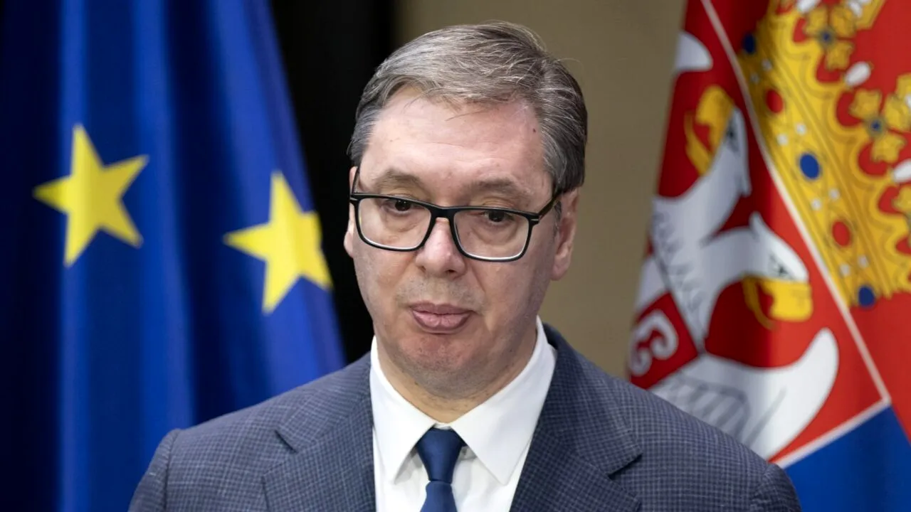 Alegeri cruciale în Serbia: Partidul lui Aleksandar Vučić, amenințat de o mișcare studențească. Ce șanse are fostul președinte să piardă puterea