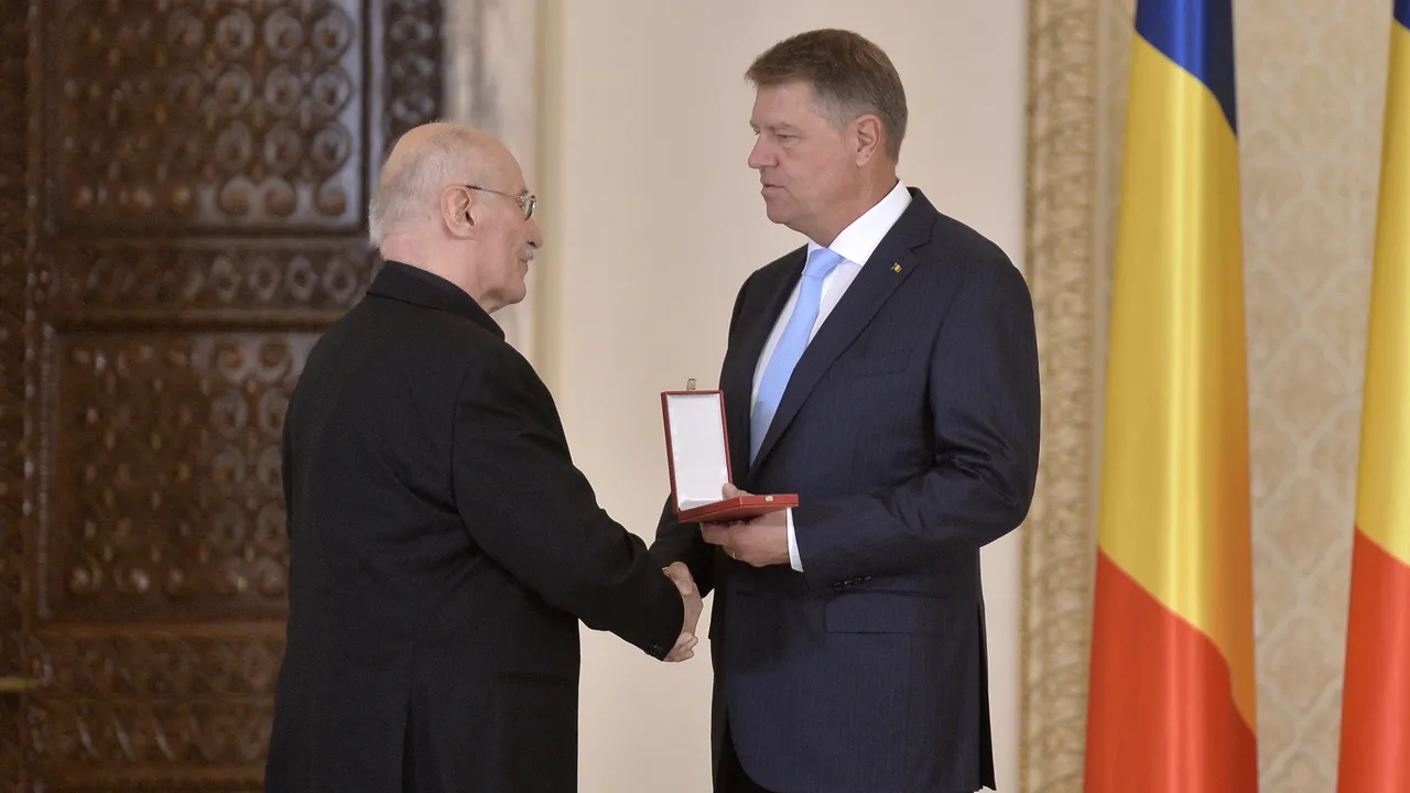 Moment emoționant la Palatul Cotroceni, la ceremonia de decorare a lui Victor Rebengiuc. Cum a fost onorată memoria actriței Olga Tudorache