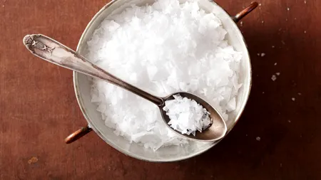 Ce se întâmplă în corpul tău când consumi prea multă sare. Beneficiile din sarea de Himalaya