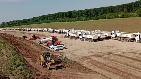 Orașul din Moldova care se transformă în așteptarea autostrăzii. Se fac investiții în centre comerciale, blocuri și chiar un parc industrial