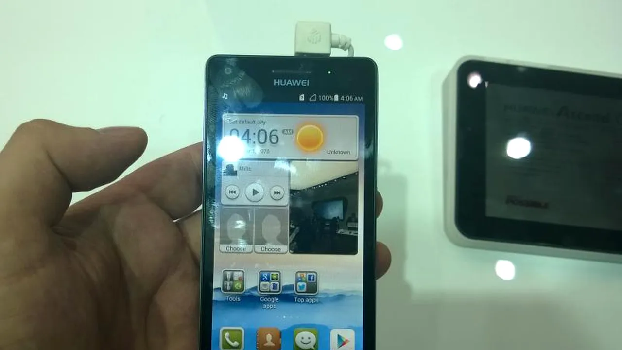 MWC 2014. Huawei a lansat smartphone-ul Ascend G6 4G, care țintește publicul tânăr VIDEO