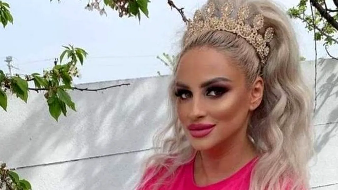 Sânziana Buruiană ALĂPTEAZĂ de 8 ani. ”Nu mă opresc, le dau până vor dori ele”